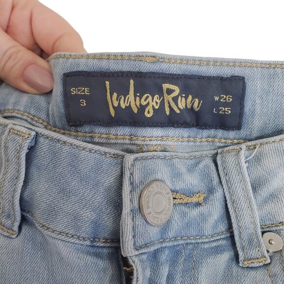 Indigo Rein | Distressed Trashed Light Wash Skinny Jeans - Picture 9 of 10